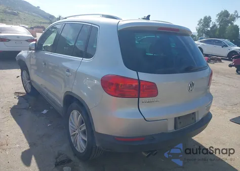 2012 Volkswagen Tiguan Se z USA, uszkodzony, nr VIN WVGAV7AX4CW516059